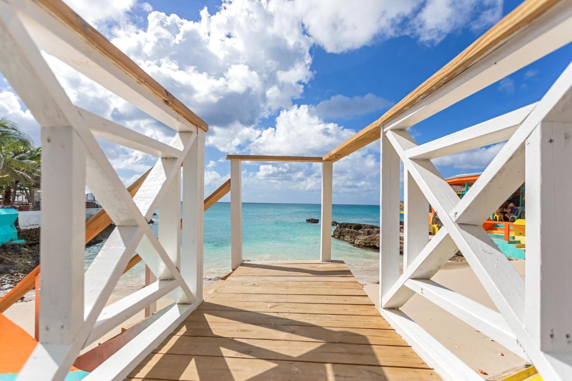 Maho Beach House - Luxe Studio - Ocean View Eksteriør bilde